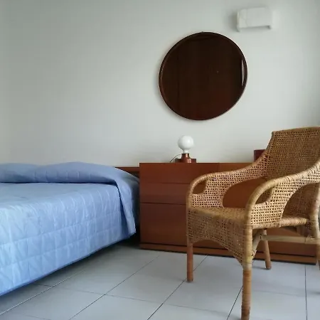 Sole, And Quiet Apartment Como